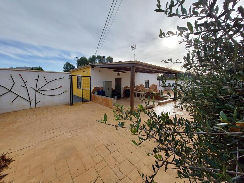 4 bedroom Country House for sale