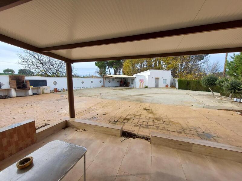 4 bedroom Country House for sale