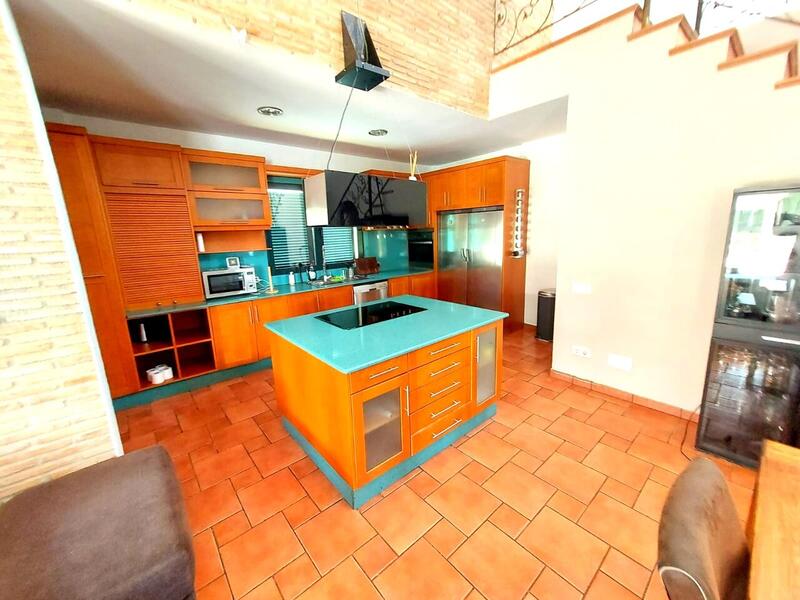 7 bedroom Villa for sale