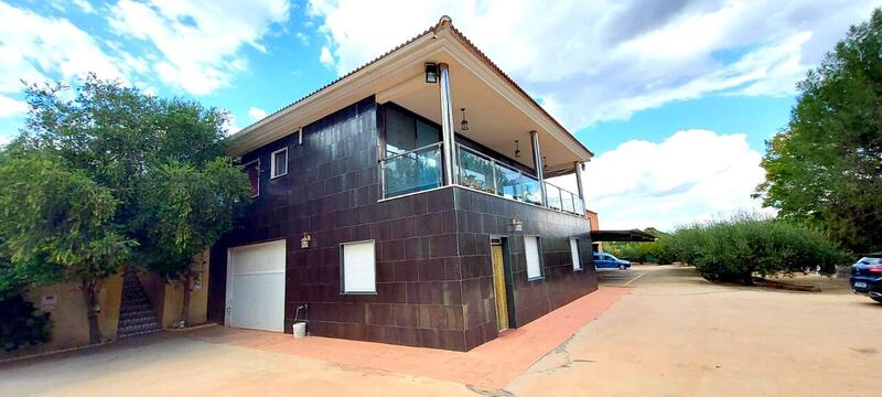Villa til salg i Calasparra, Murcia