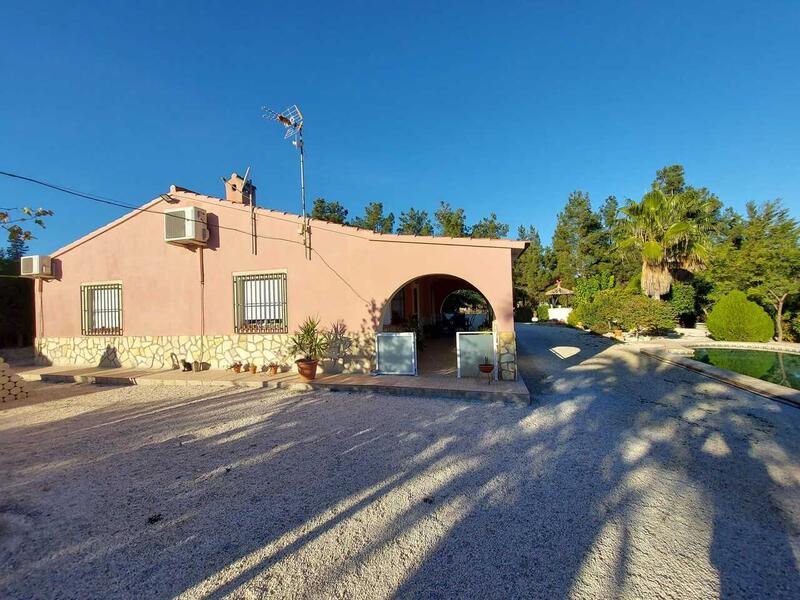 3 bedroom Villa for sale