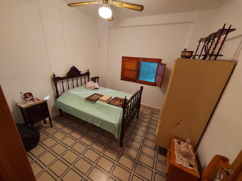 3 bedroom Country House for sale