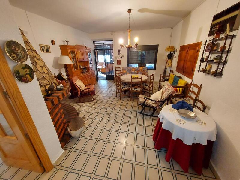 3 bedroom Country House for sale