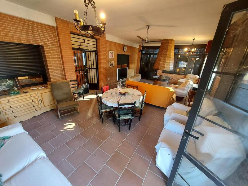 3 bedroom Country House for sale
