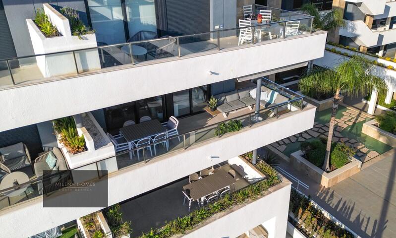 3 bedroom Apartment for sale