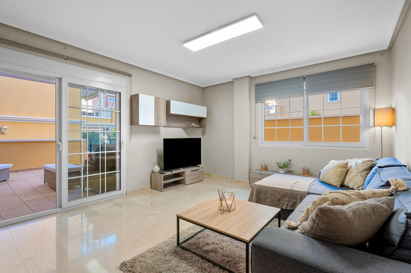 2 bedroom Apartment for sale