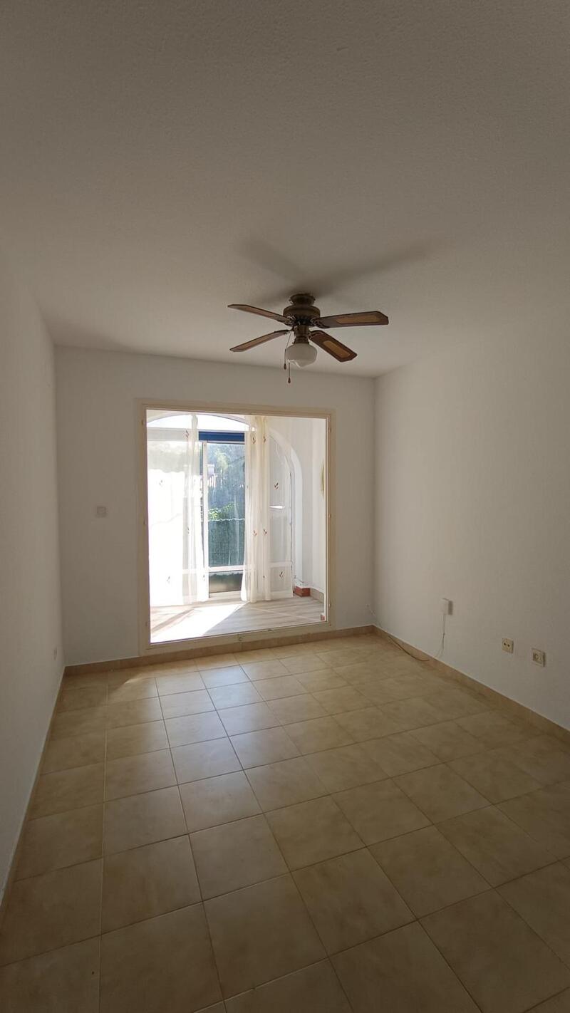 1 bedroom Townhouse for sale