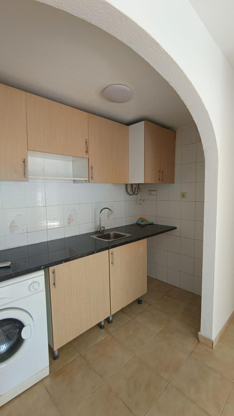 1 bedroom Townhouse for sale