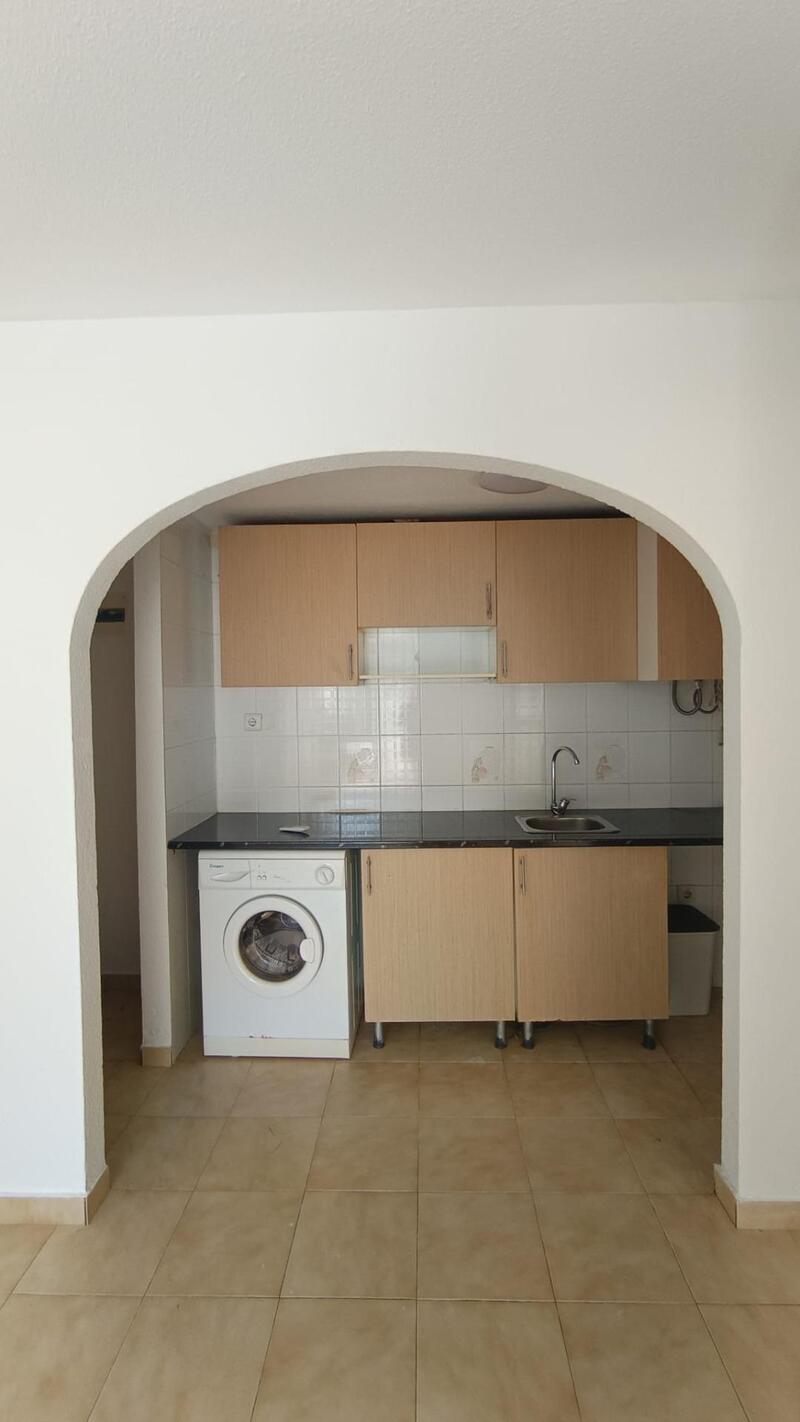 1 bedroom Townhouse for sale