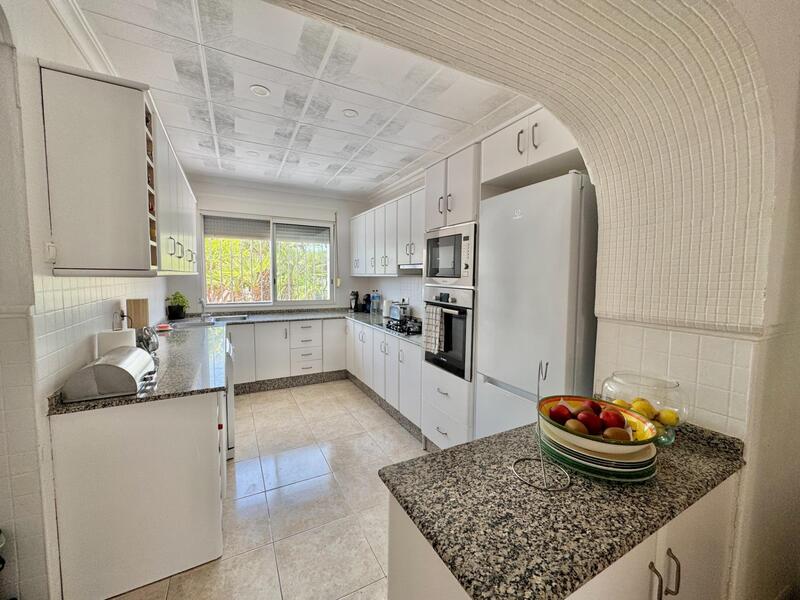 7 bedroom Villa for sale