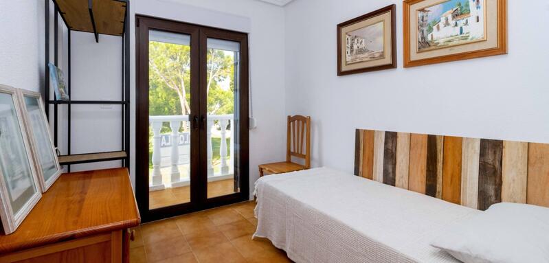 3 bedroom Townhouse for sale