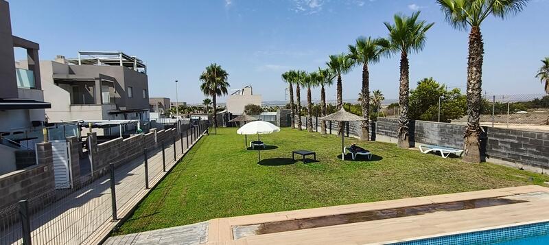 3 bedroom Villa for sale