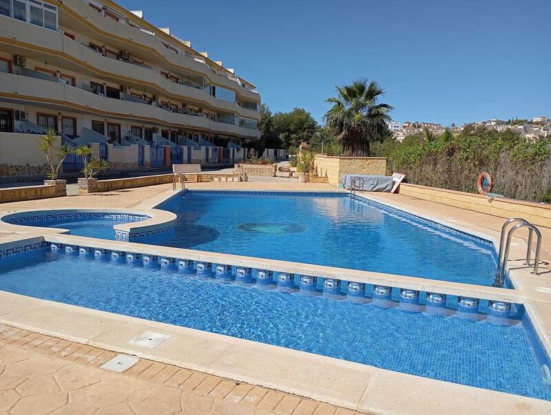 Appartement Te koop in Villamartin, Alicante