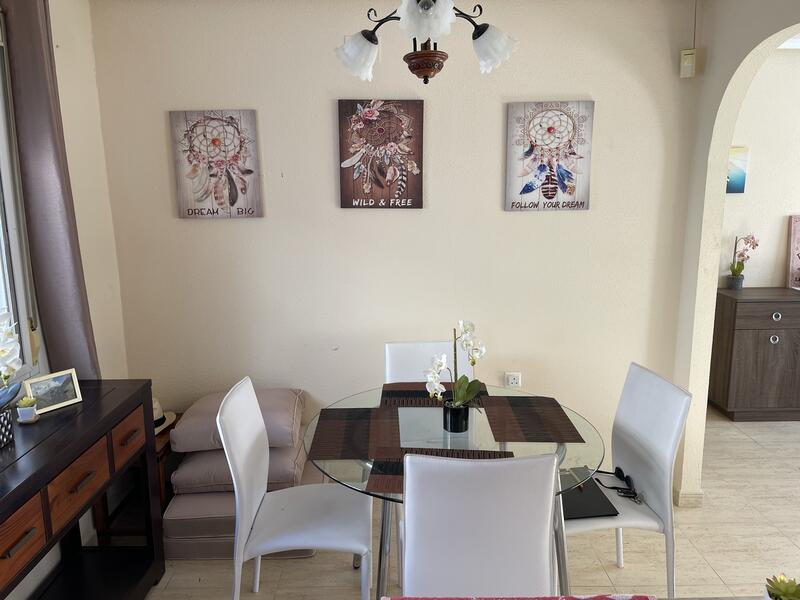 2 bedroom Townhouse for sale 2 bedroom Townhouse for sale