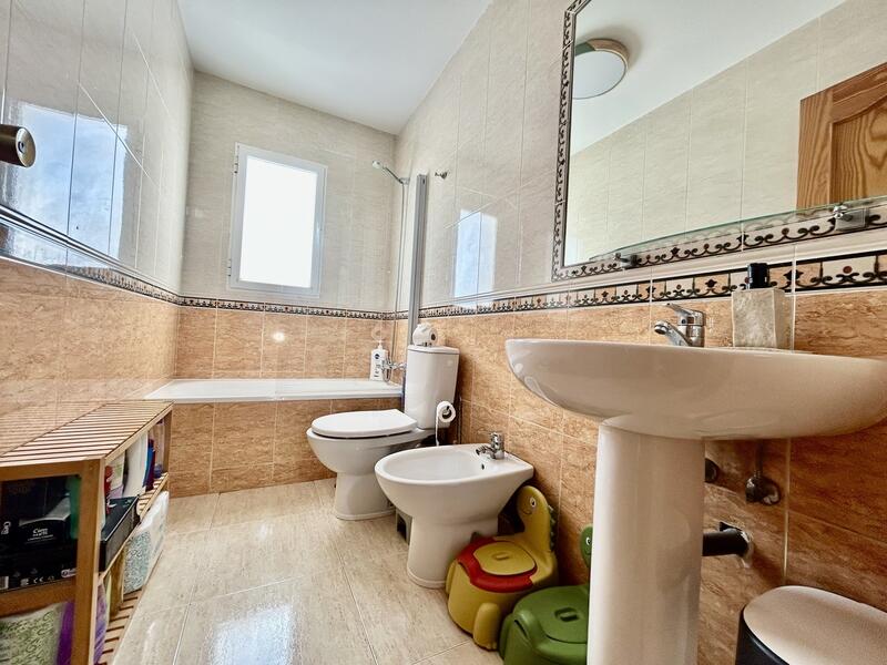 4 bedroom Townhouse for sale 4 bedroom Townhouse for sale