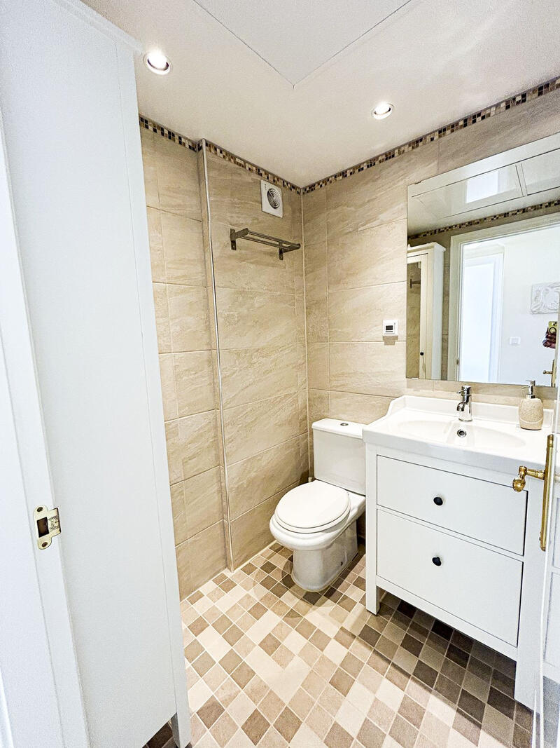 2 slaapkamer Appartement Te koop