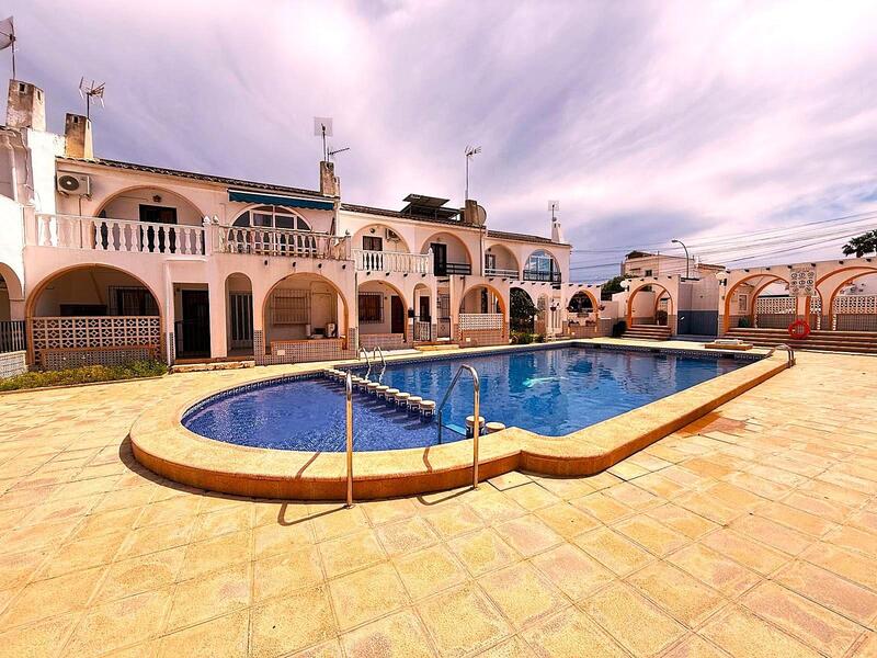 2 soveværelse Byhus til salg