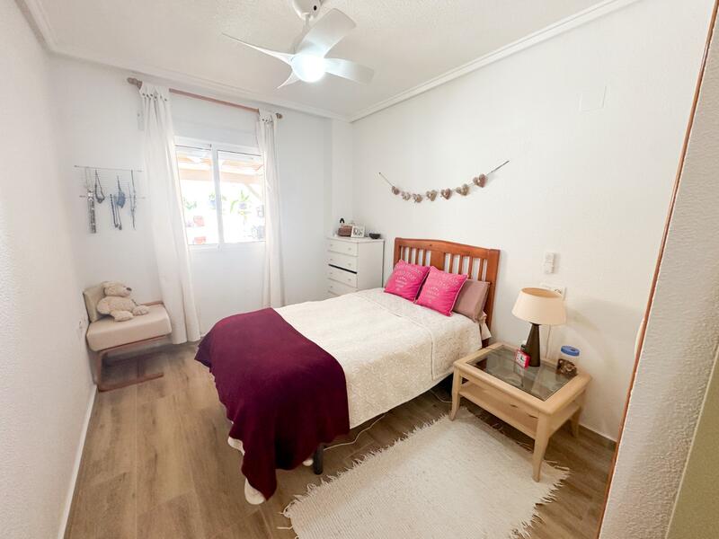 2 slaapkamer Appartement Te koop