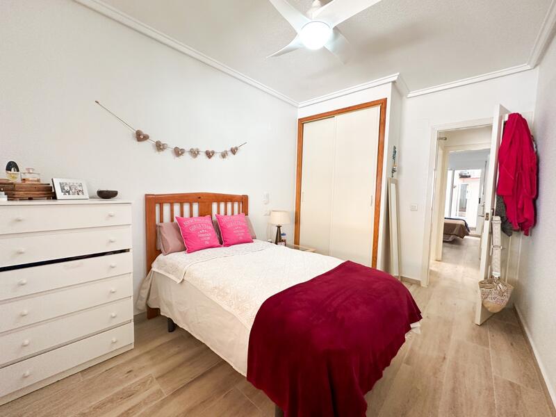 2 slaapkamer Appartement Te koop