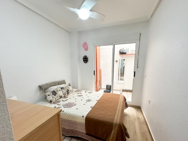 2 slaapkamer Appartement Te koop