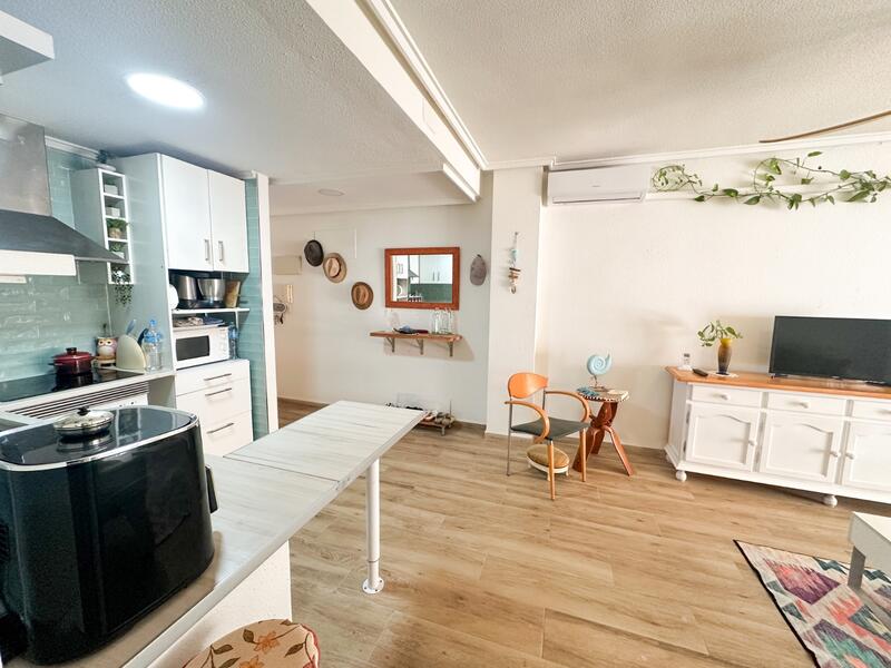 2 slaapkamer Appartement Te koop