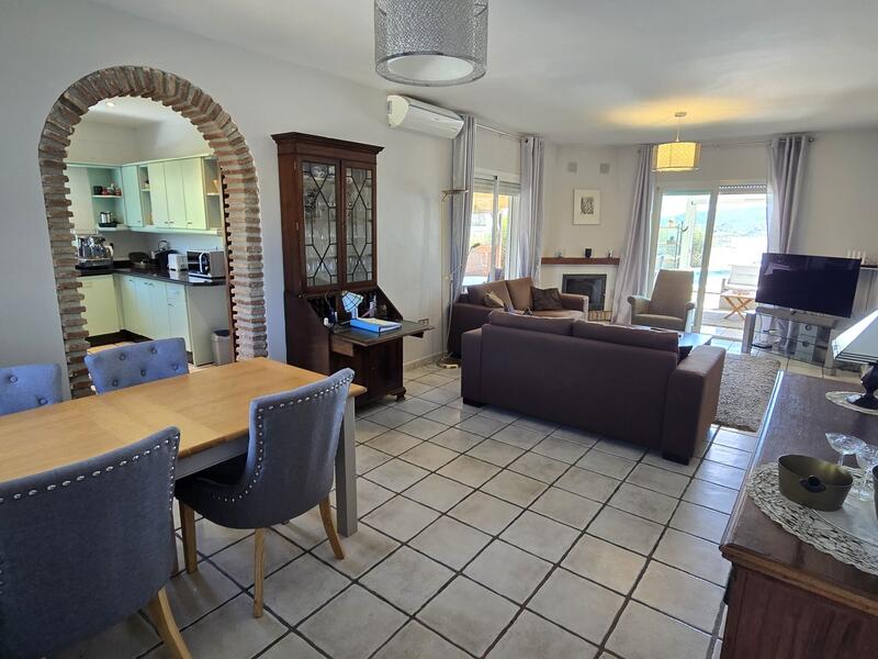 3 Cuarto Villa en venta