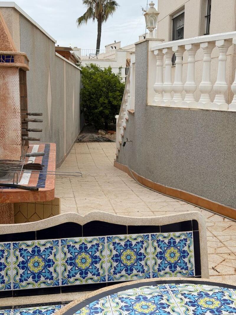 5 bedroom Villa for sale