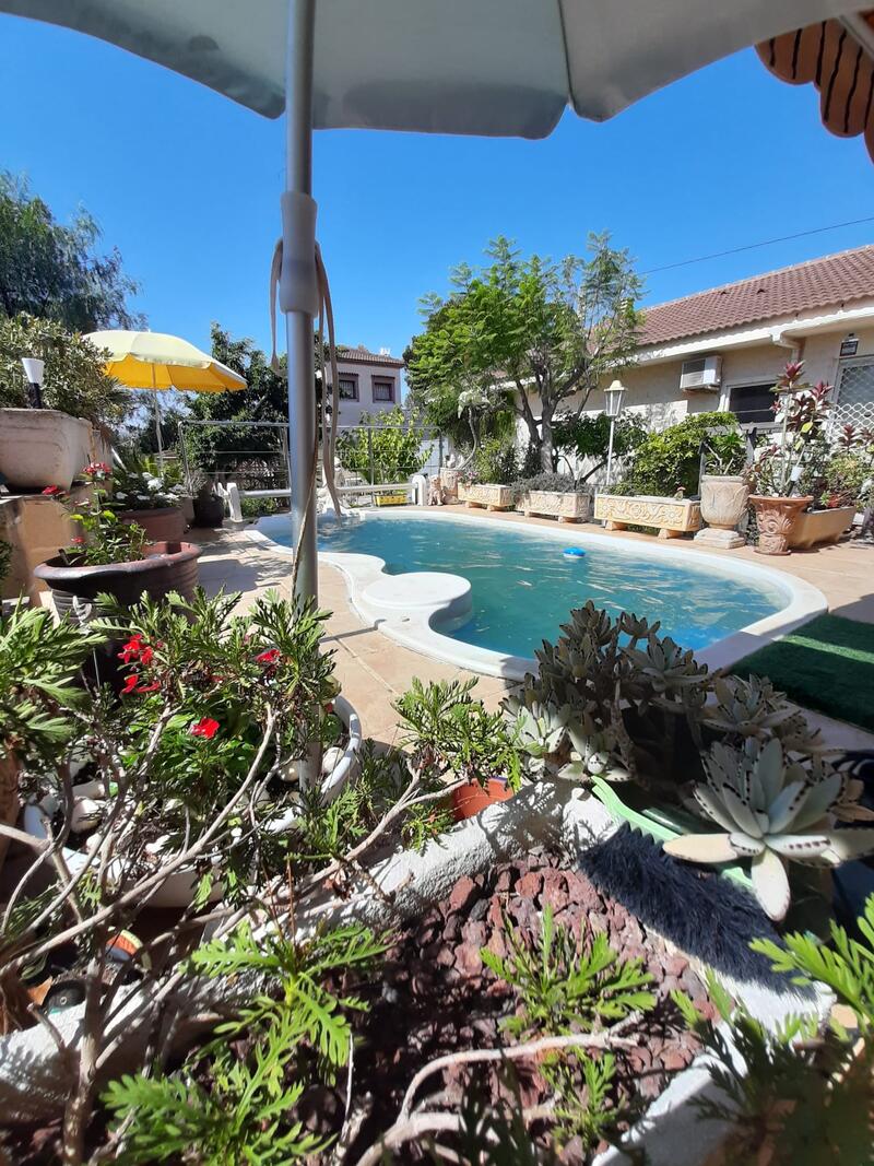 5 bedroom Villa for sale