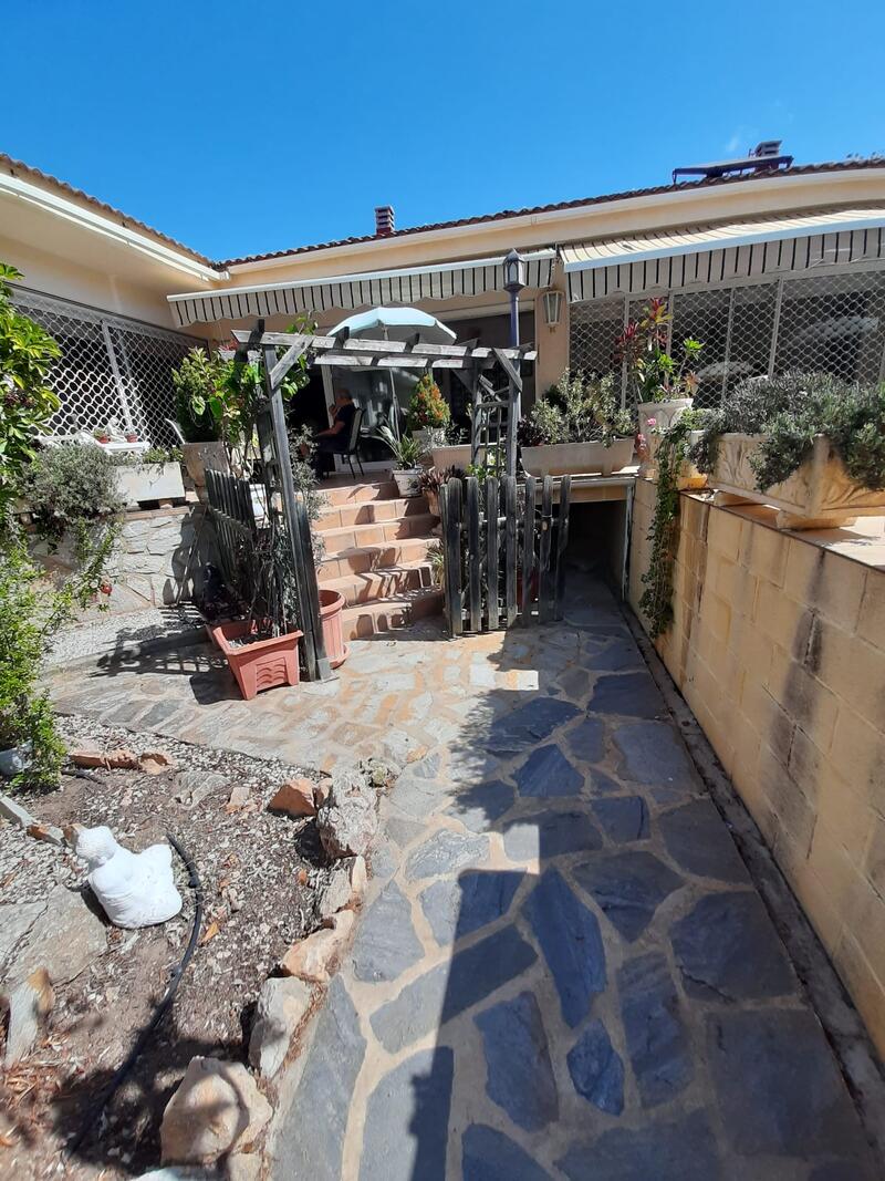 5 bedroom Villa for sale