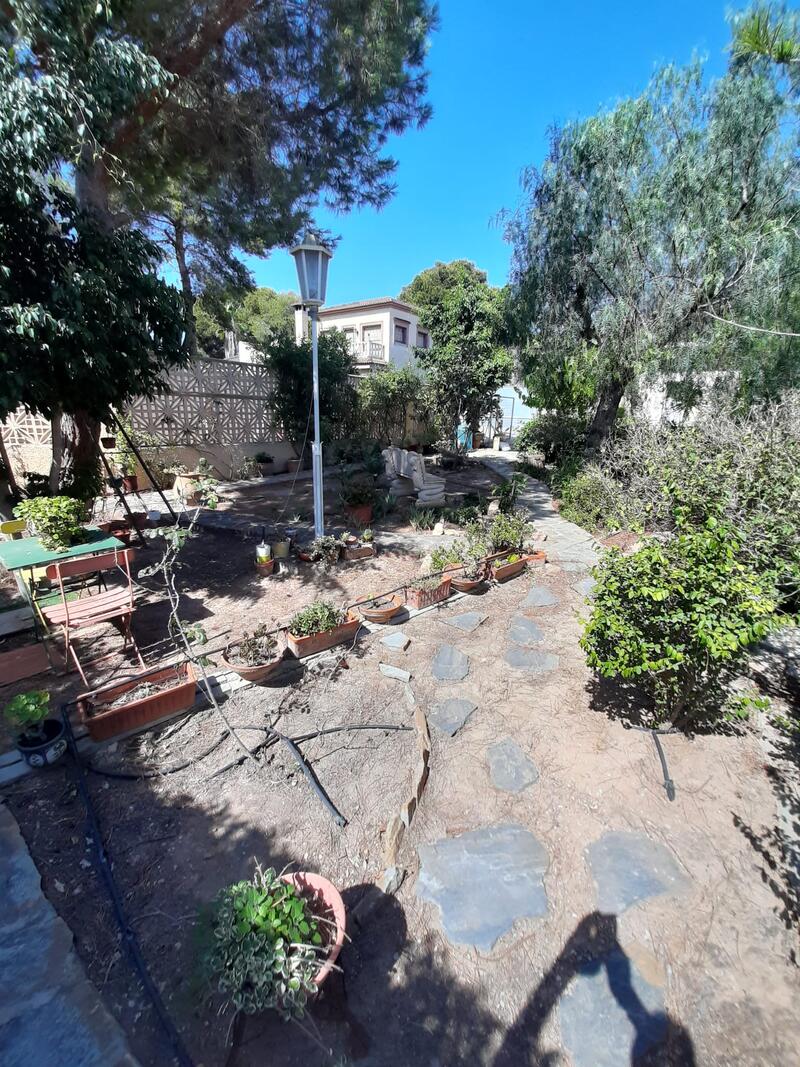 5 bedroom Villa for sale