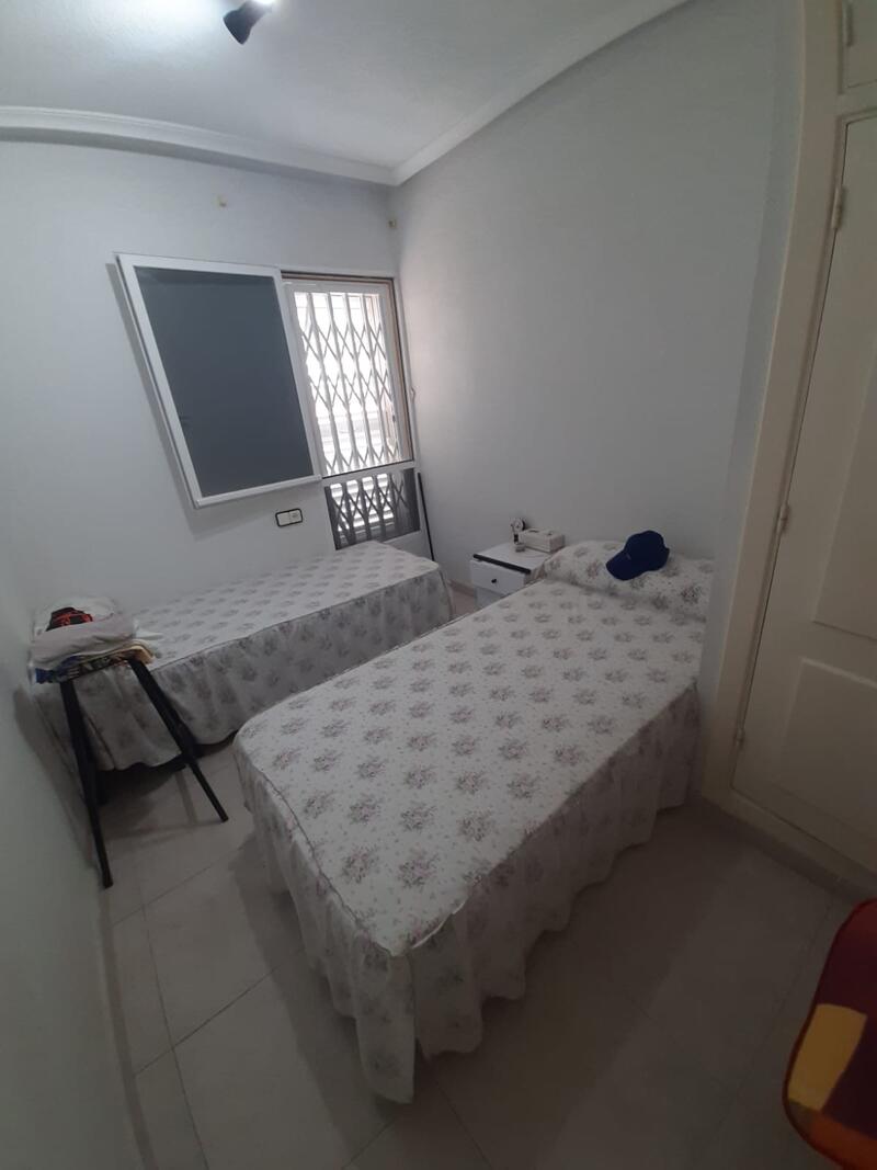 2 Cuarto Adosado en venta