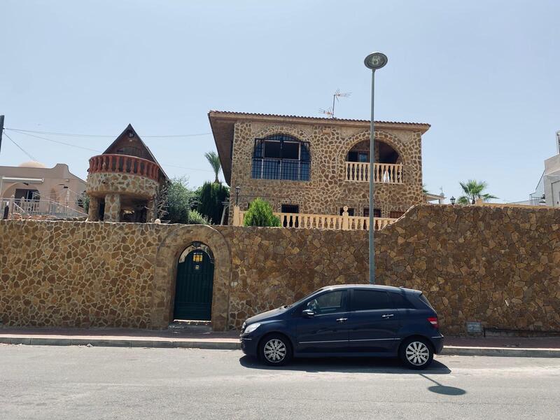 7 slaapkamer Villa Te koop