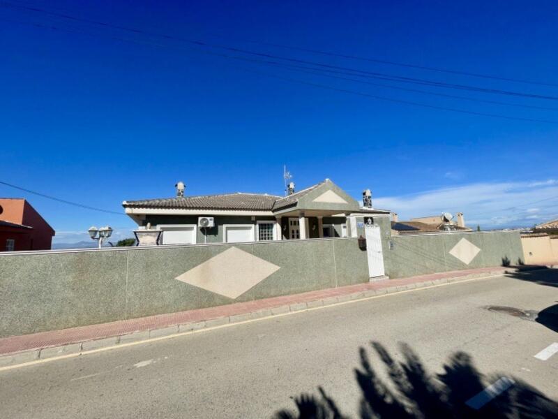 4 chambre Villa à vendre