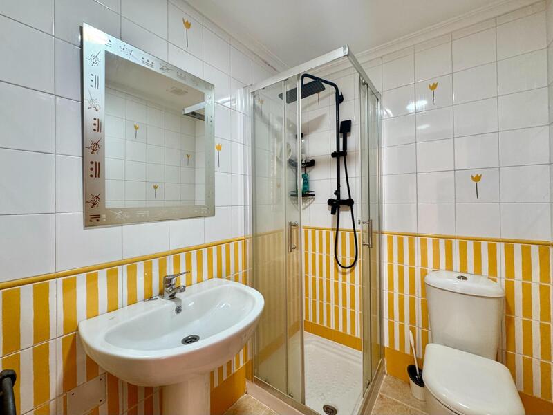 3 Cuarto Adosado en venta