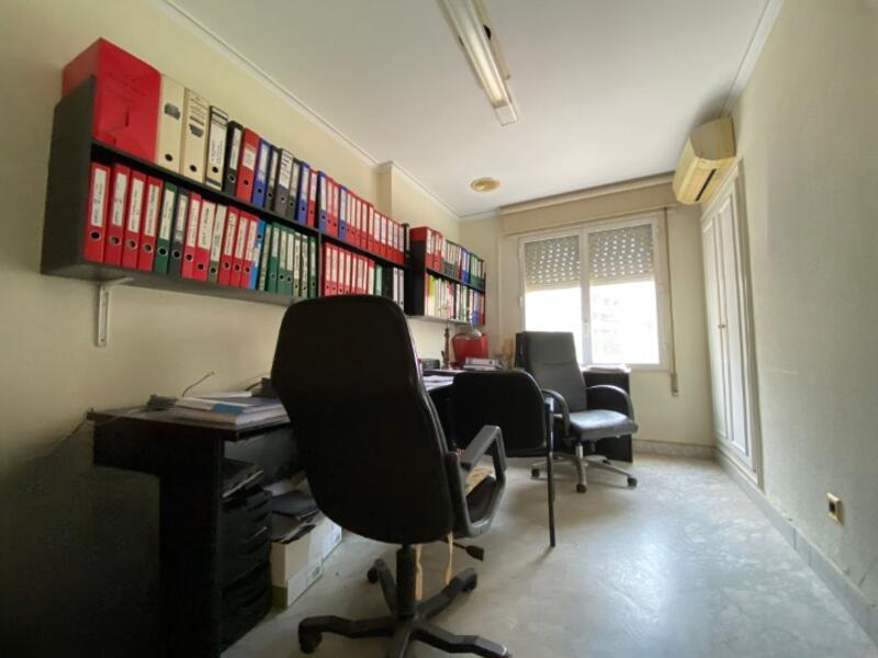 5 chambre Appartement à vendre