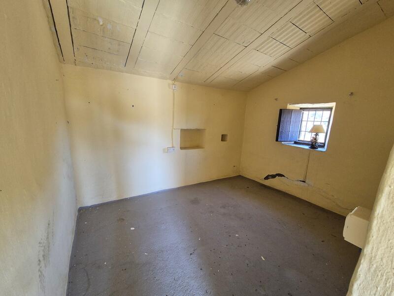 2 bedroom Country House for sale