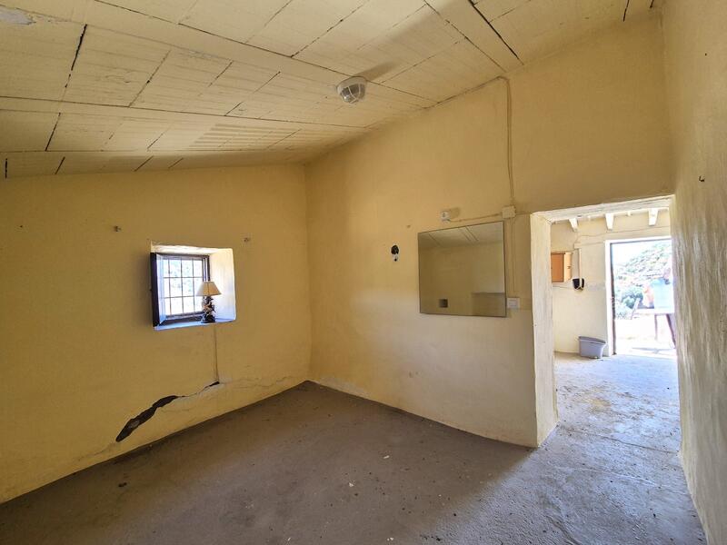 2 bedroom Country House for sale