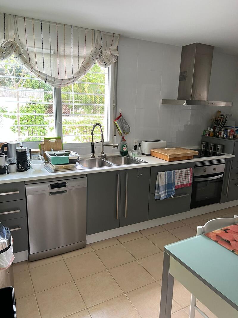 4 Schlafzimmer Villa zu verkaufen