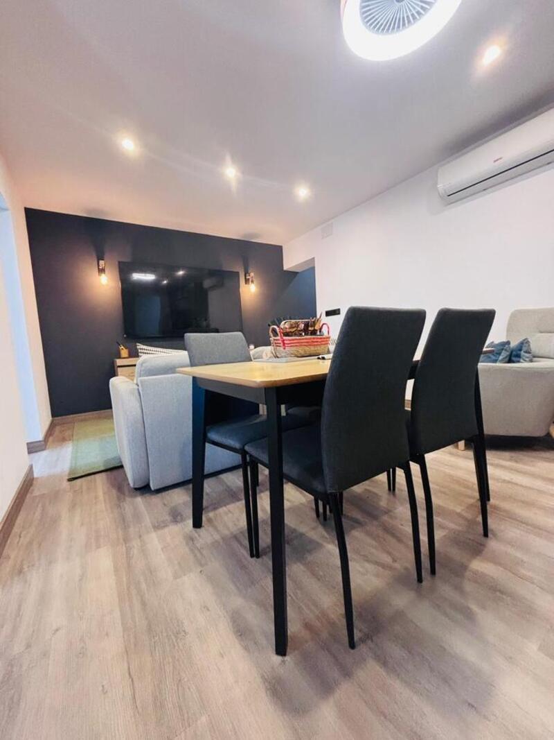 4 Cuarto Adosado en venta