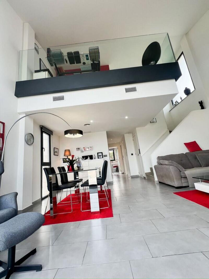 2 Schlafzimmer Villa zu verkaufen 2 Schlafzimmer Villa zu verkaufen