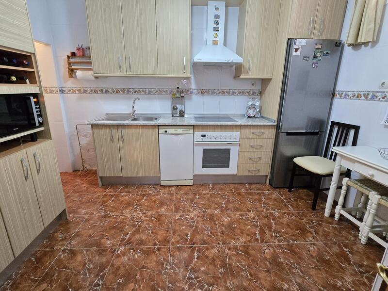 4 Cuarto Villa en venta