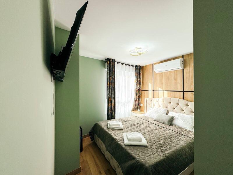 12 chambre Local Commercial à vendre