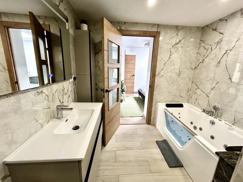 4 sovrum Radhus till salu