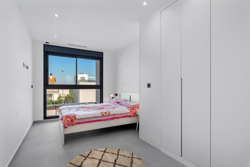 4 slaapkamer Villa Te koop