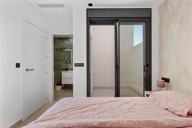 4 slaapkamer Villa Te koop