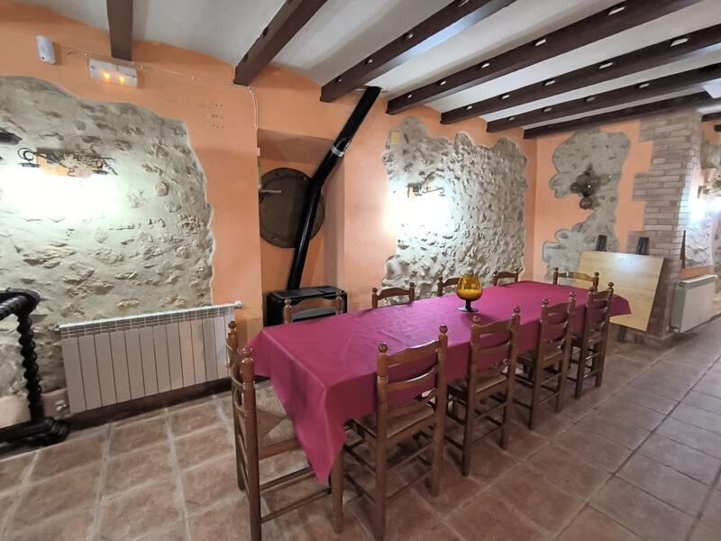 22 soverom Forretningseiendom til salgs