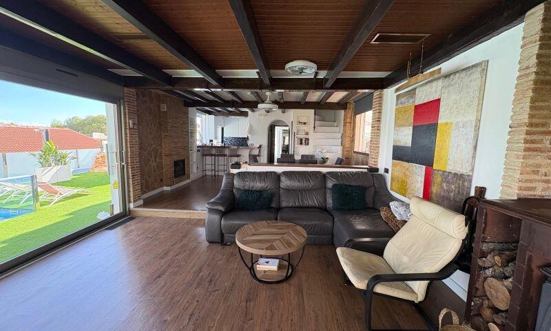 3 Cuarto Villa en venta