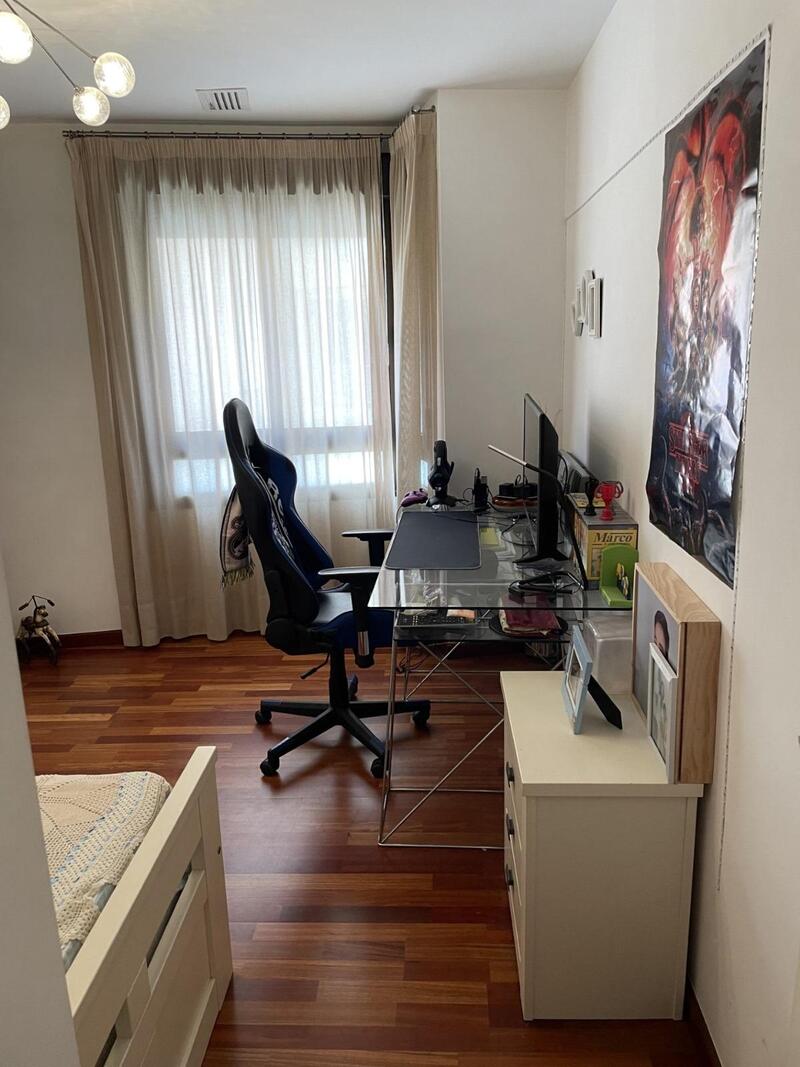 4 Schlafzimmer Duplex zu verkaufen