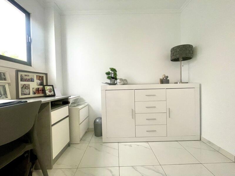 3 slaapkamer Appartement Te koop
