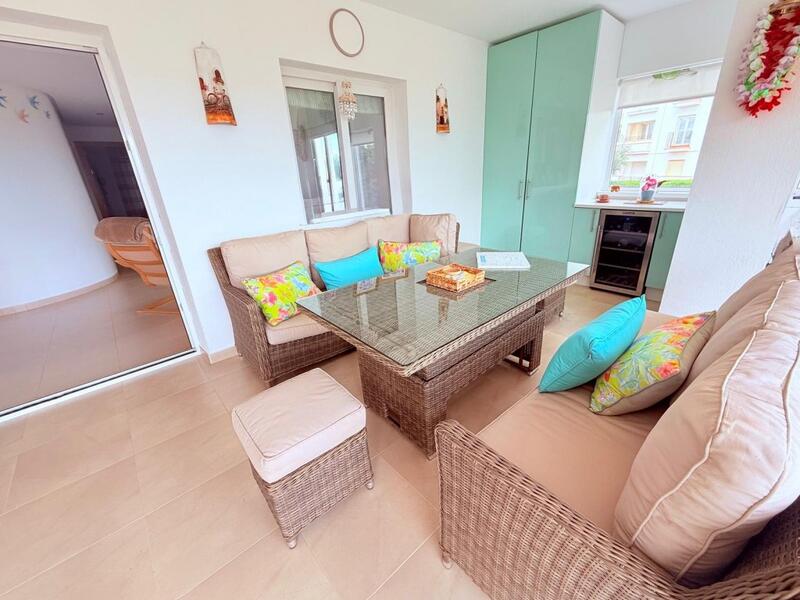 2 Schlafzimmer Duplex zu verkaufen